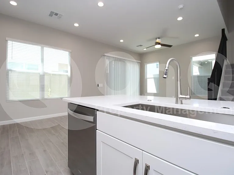 17042 N 50th Way — Photo 5