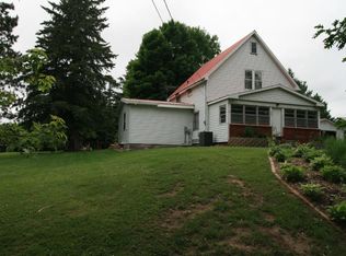 408 Elmhurst Ave N, Braham, MN 55006
