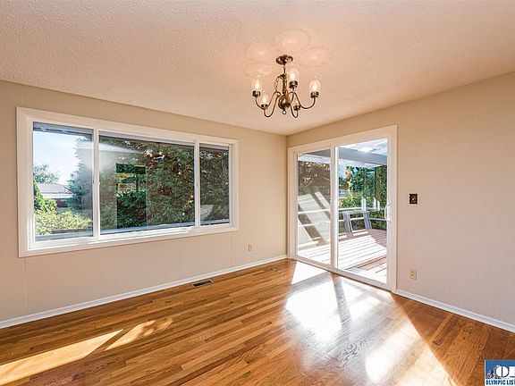 2nd image of 2501 S Cherry St