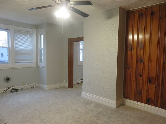 3rd image of 326 S 12th St