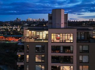 4118 Dawson St #2102, Burnaby, BC