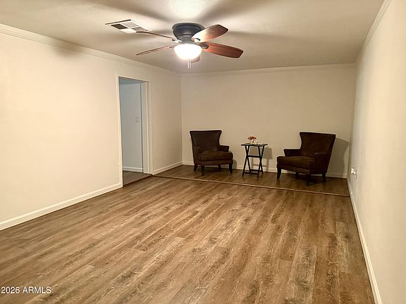 3rd image of 1822 W Wayland Rd