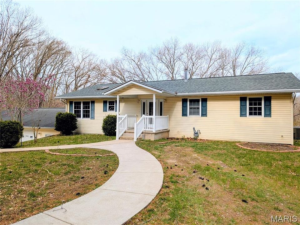 1st image of 369 Mullins Rd