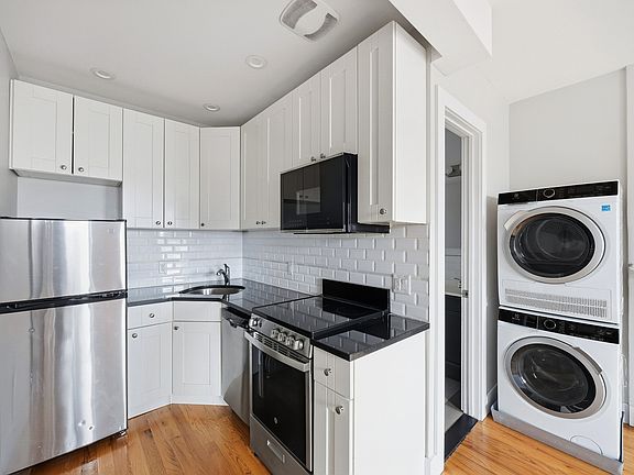 5th image of 104 6th Ave #8A