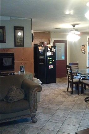3rd image of 712 33rd St