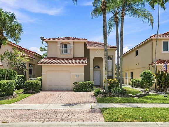 2nd image of 15822 SW 16th Ct