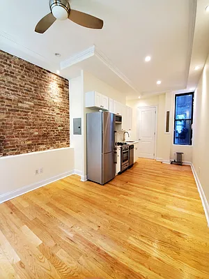 Rented by Nest Seekers International | media 7