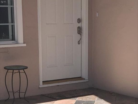 4th image of 2281 Los Coches Ave