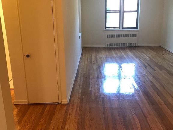 5th image of 21610 77th Ave #3M