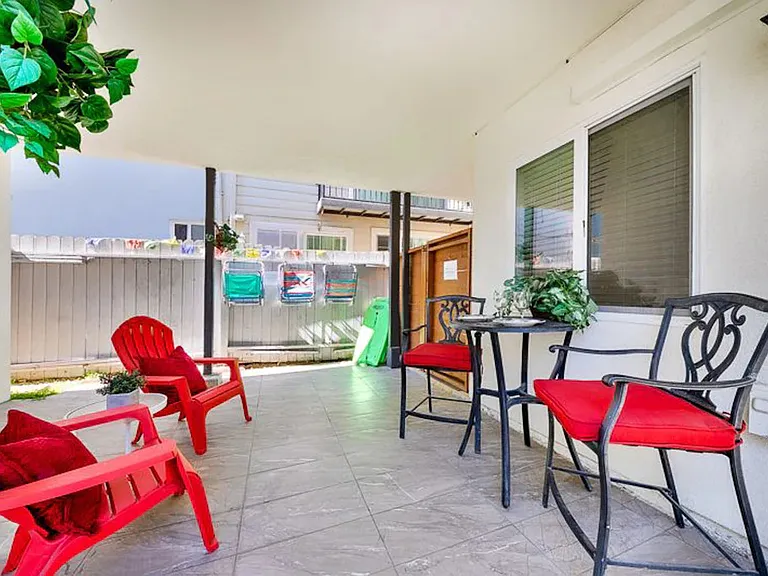 1320 W Balboa Blvd #C — Photo 7