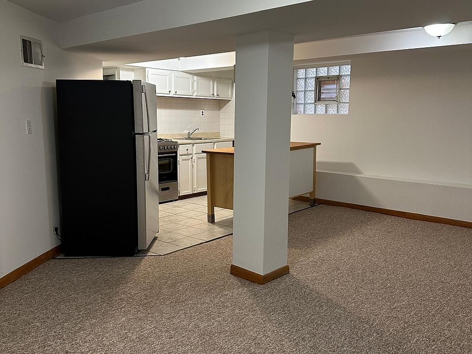 Open living room/kitchen