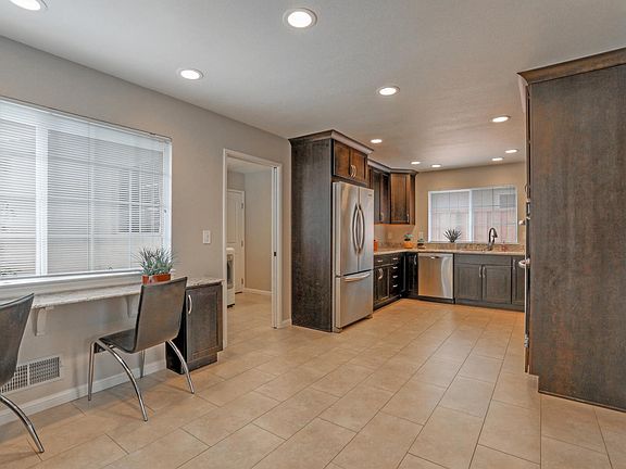 5th image of 6358 Camden Ave