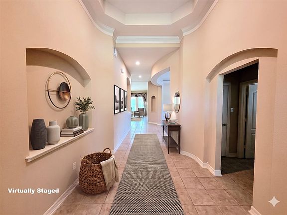 3rd image of 10327 Earlington Manor Dr