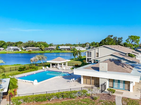 1407 Pine Lake Dr, Venice, FL 34285