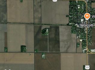 0 On #1000-W, Wolcott, IN 47995