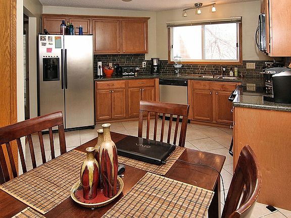2nd image of 2512 Wilshire Ct