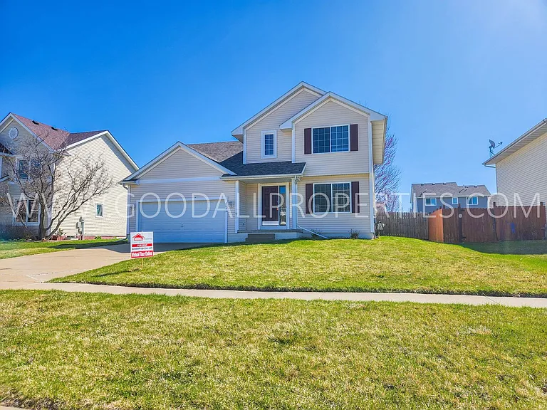 455 SE Whitetail Ln — Photo 1