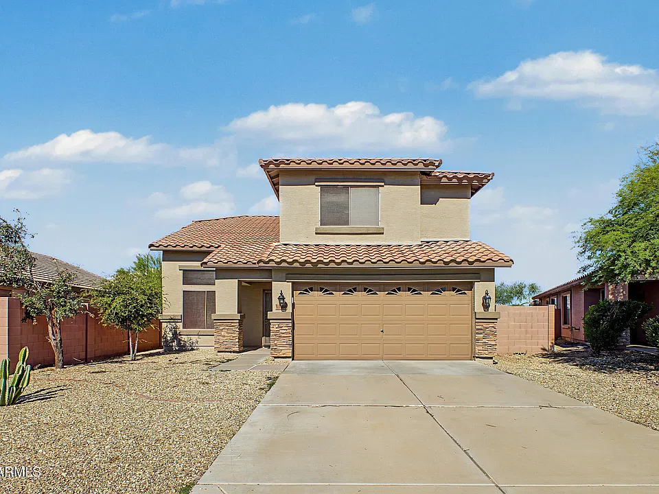 11366 W Buchanan St