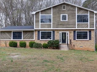 3651 Londonderry Ct, Lithonia, GA 30038