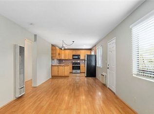 460 S Grand St, Orange, CA 92866