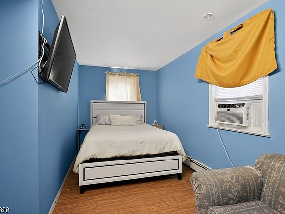 5th image of 11 Yereance Ave #2