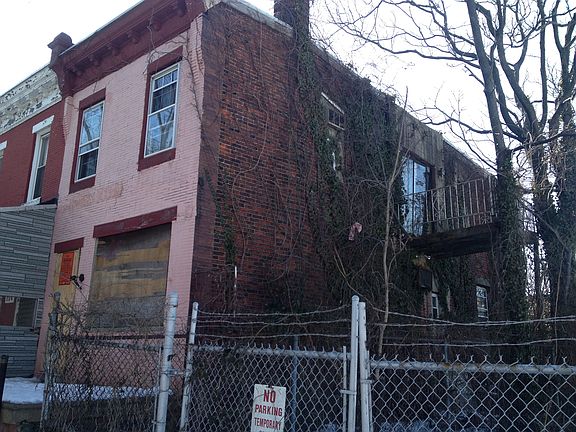 4th image of 226 N Vogdes St