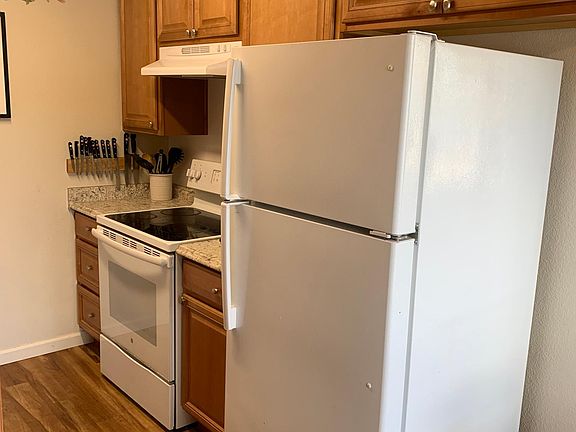 Gorgeous kitchen with plenty of cabinet space