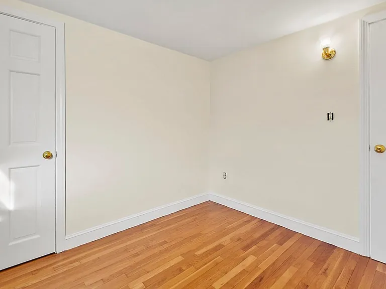 72 Cambridge Rd #2 — Photo 18
