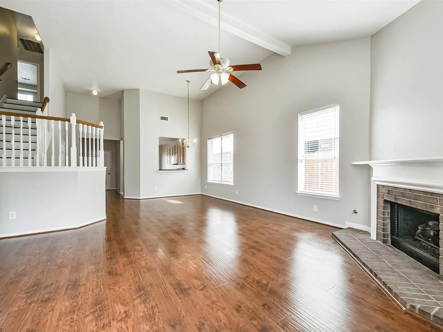 3 bed, 2.5 bath, 1914 sqft, $1,950 — Photo 4