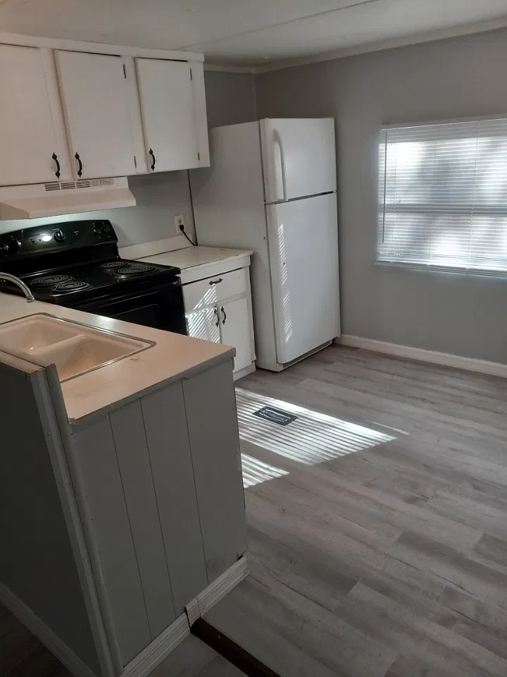 2 bed, 1000 sqft, $1,131 — Photo 2