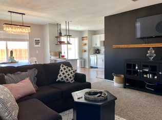 71569 Sun Valley Dr, Twentynine Palms, CA 92277