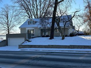 301 E Main St, Syracuse, IN 46567