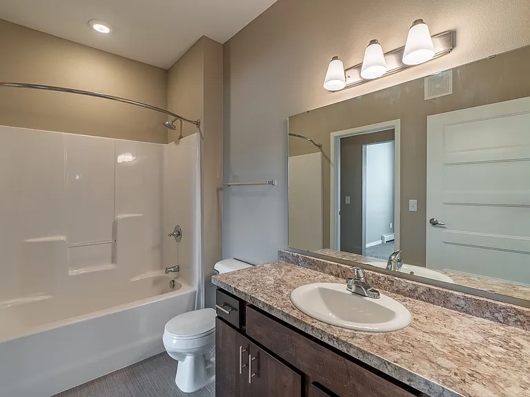 Latitude Apartments — Photo 18