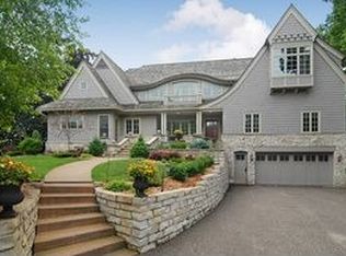 98 Dellwood Ave, White Bear Lake, MN 55110