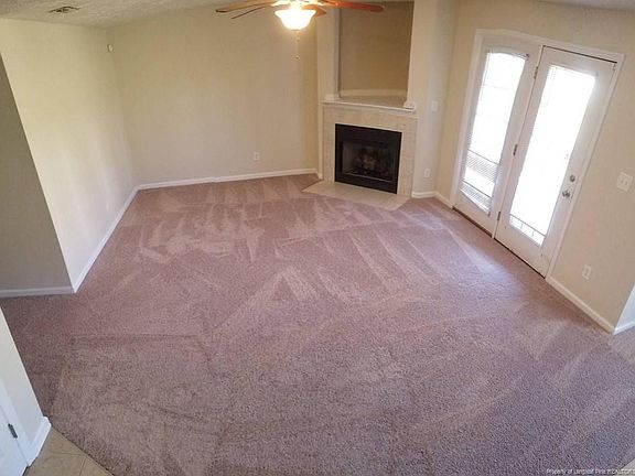 3rd image of 2707 Kentberry Ave Unit 5