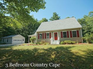 4 Sutton St, Nottingham, NH 03290