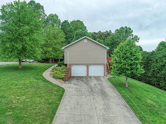 5th image of 4856 Druid Hills Ct