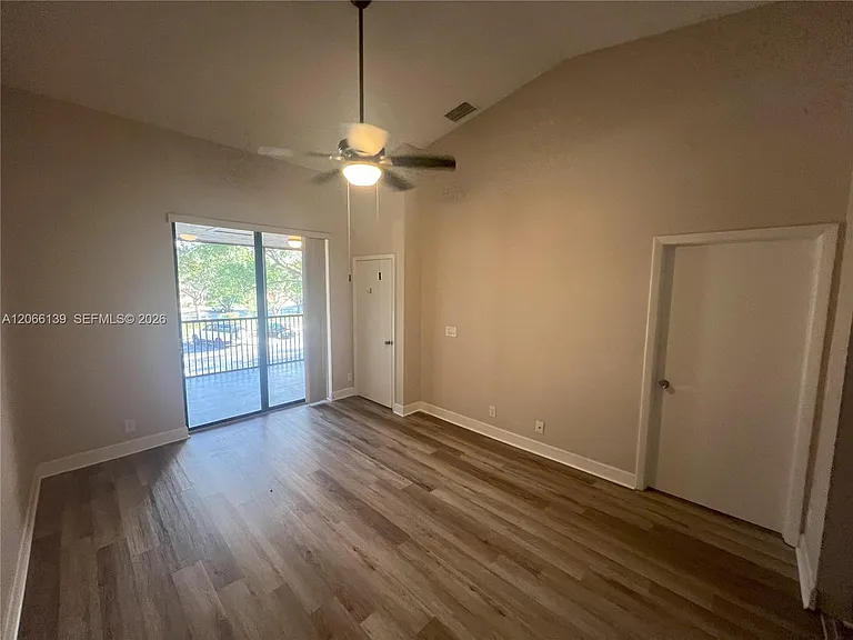 10700 NW 14th St #142 — Photo 7