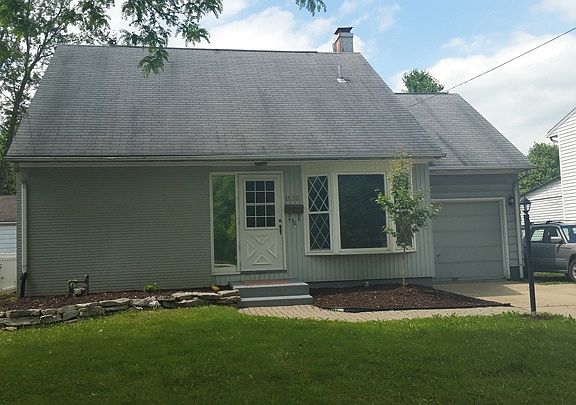 2nd image of 1130 Madrid Dr