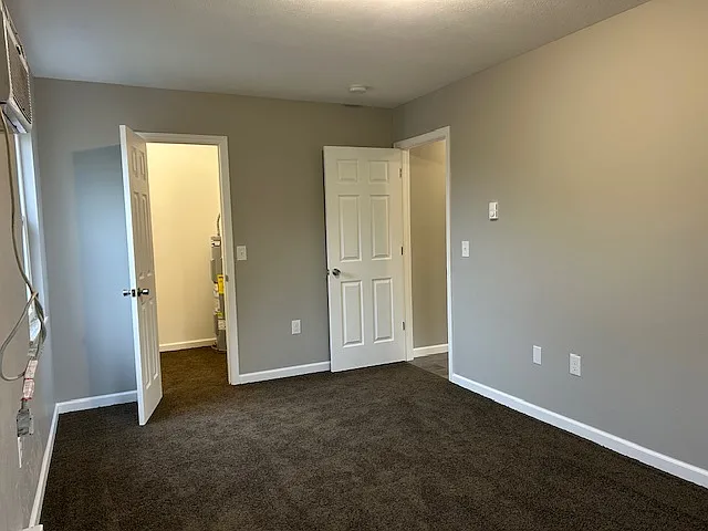 1401 Brooke Park Dr — Photo 9