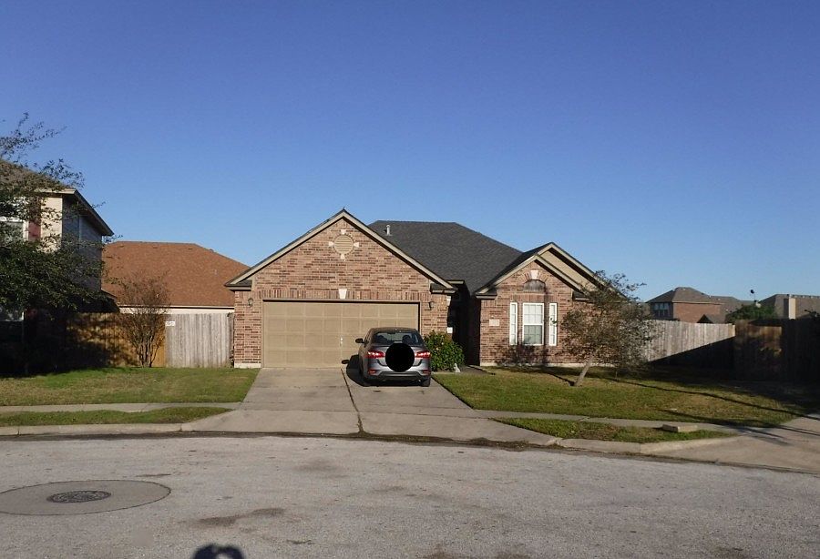 1st image of 318 San Mateo Dr