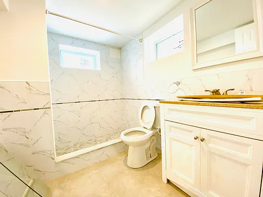 Rented by Blue Egg Realty Corp | media 16