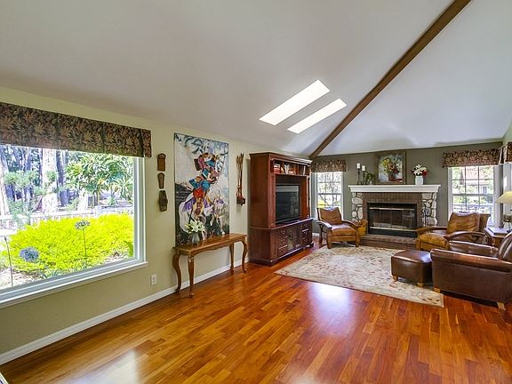 5th image of 11615 Timberlake Dr