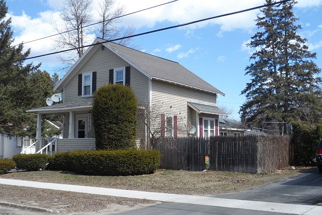 2nd image of 40 Palmer St