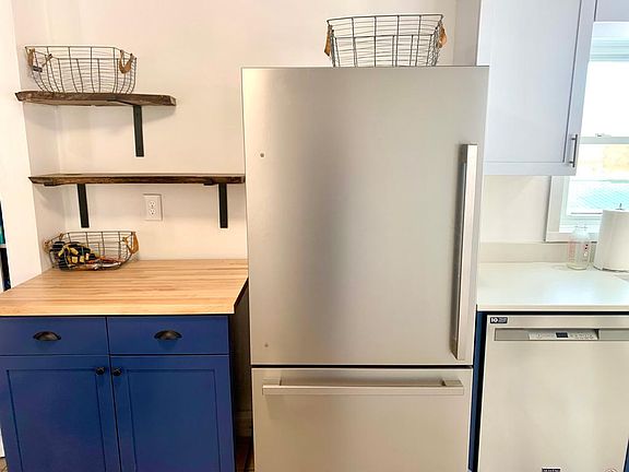 2nd image of 108 Maple Ave #1