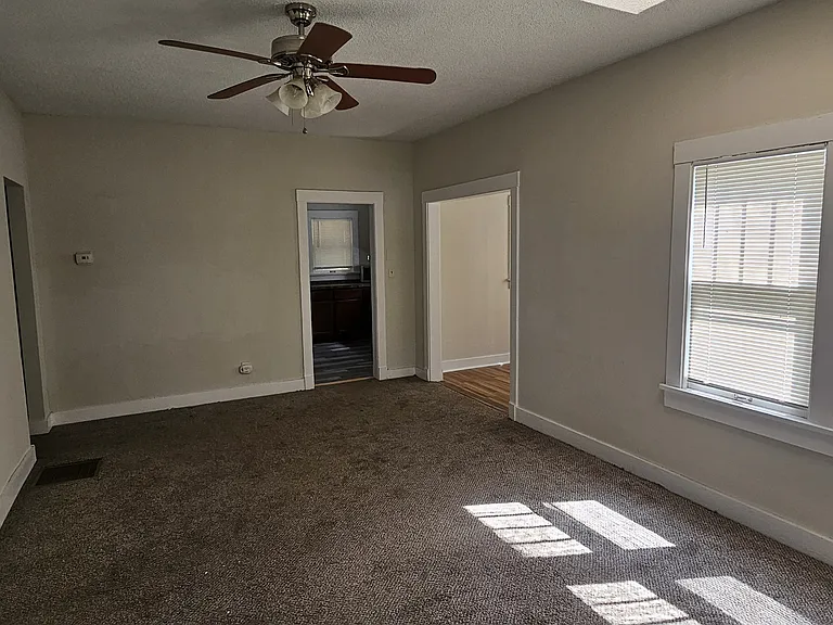 532 N Estelle Ave — Photo 2