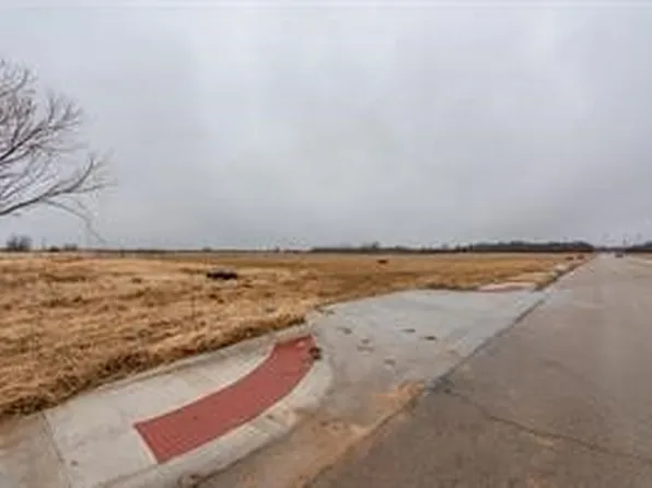 2180 James Rd, Granbury, TX 76049