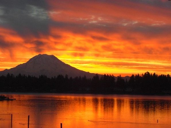 9318 Veterans Dr SW APT A