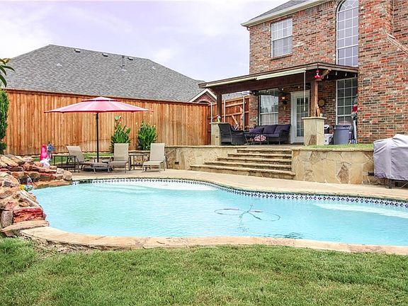 3rd image of 4917 Lansdale Dr