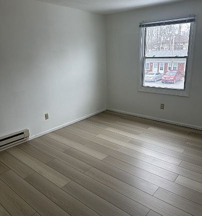 3rd image of 5271 Eastwick Dr #5337